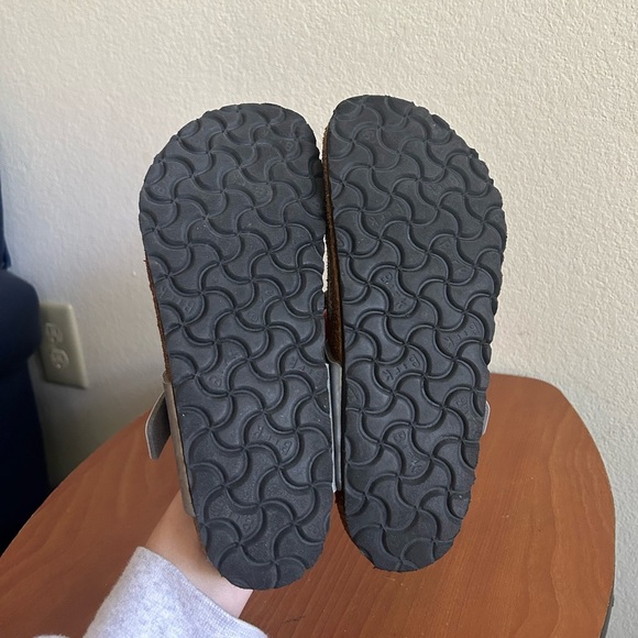 Birkenstock Gizeh Birko-Flor Silver Thong Sandal Size 37 Women's 6 Tan Suede Bed - Picture 11 of 11